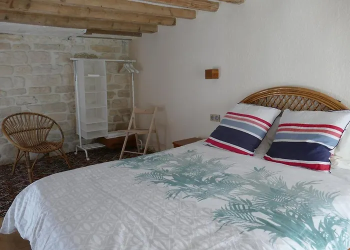 Bright With Equipped Kitchen And Mezzanine *